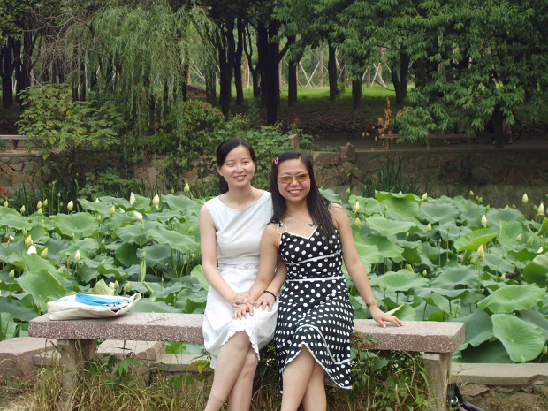 Hanhan's Graduation Hanhan gets her diploma and celebrates.