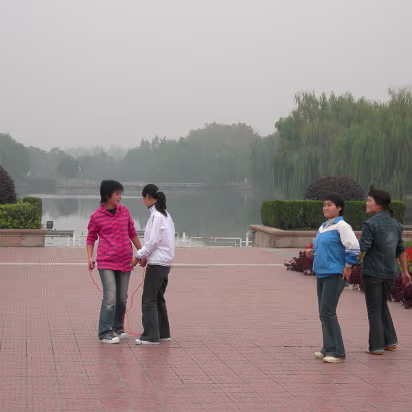 3_Horses_Nov_2005-003 Jumping rope keeps you warm on a chilly day. Redhot pepper anyone?