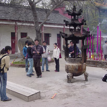 Temple_Mar_2004-005 Praying for an easy climb!