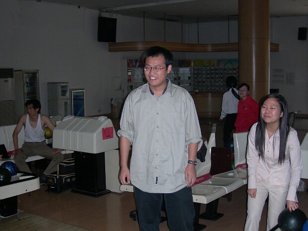 Friend's Visit Hanhan's friends visited one day and we went out and about.