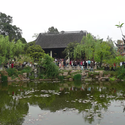 Yangzhou-Apr-07-012 In an ancient warlord's compound.