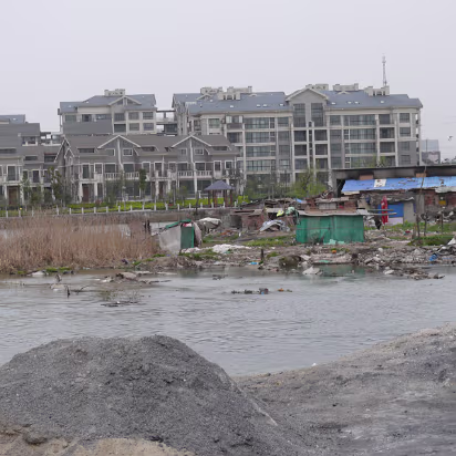 Boat-Buying-24 A good shot showing the difference between 'have' and 'have-not' in China.