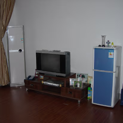 SoYangUni-05 The important things, refrigerator, TV, and A/C unit.