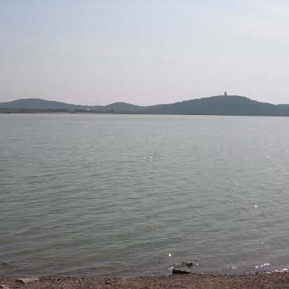 LiHu-04 Looking out across Li Lake.