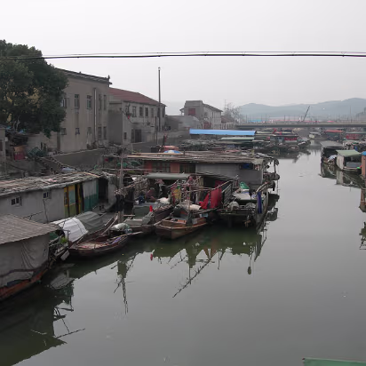 Misc-17 These fishermen are pretty friendly. Wave at the camera!