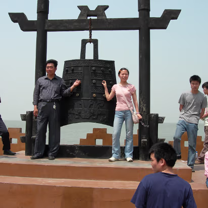 Movie-Set-06 The signal gong, charge, retreat, dinner, etc.