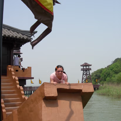 Movie-Set-07 Hanhan on the command ship.