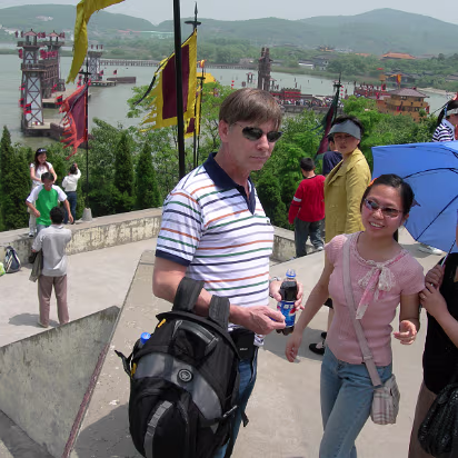 Movie-Set-12 Grouchy Gary lays down the law! Warm Pepsi, walk here, back to there...