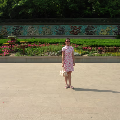 Xi-Hui-Park-01 Hanhan in the Nine Dragon Plaza.