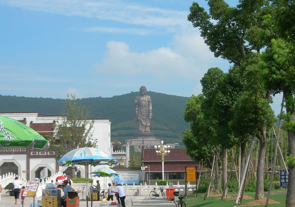 Ling Shan Buddha Site Ling Shan Buddha Site Our trip to see the 88 meter Buddha outside of Wuxi.