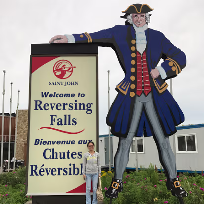 IMG_0089 Hanhan likes tall men.