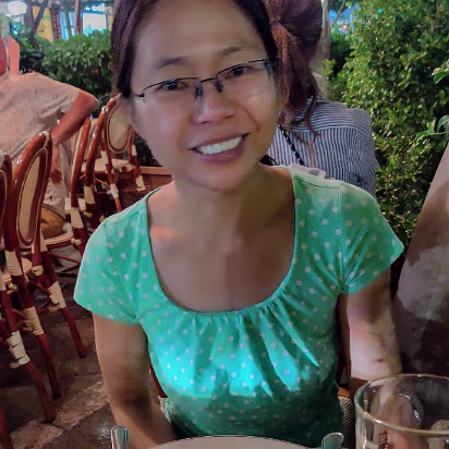 Italy-034 Hanhan has the typical black pepper and Parmesan cheese spaghetti. It was too al dente.