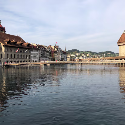 Switzerland-026 The Reuss river through the town is gorgeous.