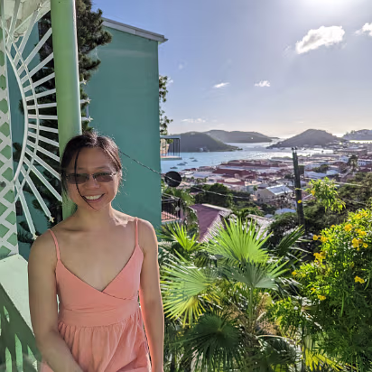 USVI-0004 Hanhan started relaxing right away.