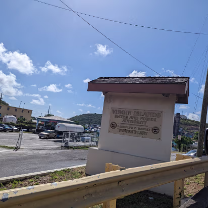 USVI-0015 Where does Hanhan work?