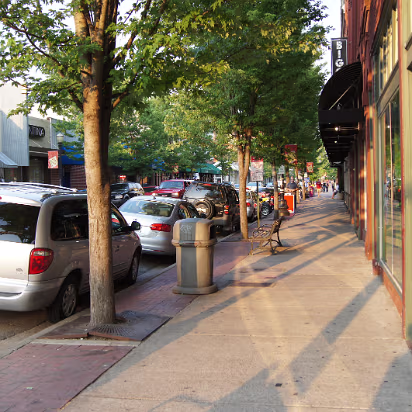 Downtown_Little_Rock-002 Looking down Markham Street