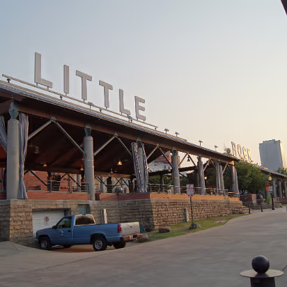 Downtown_Little_Rock-006 Farmer's Market area.