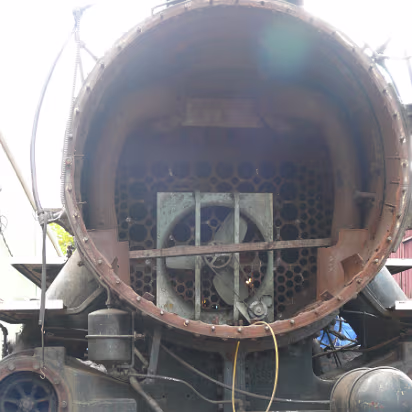 Autumn_2009-015 I've never seen the front of the engine opened up like this.