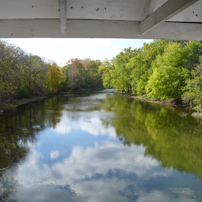 Autumn_2009-020 Looking downstream from the covered bridge.