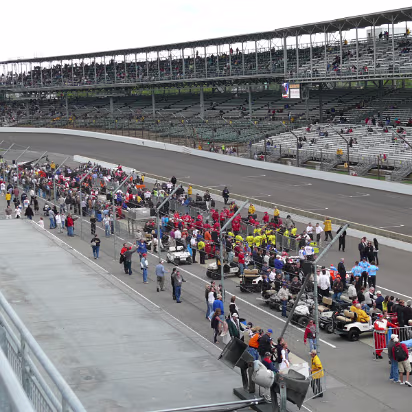 Indy_Pole_Day_2009-036 They only race until 6 PM. This was at 5:45 PM.