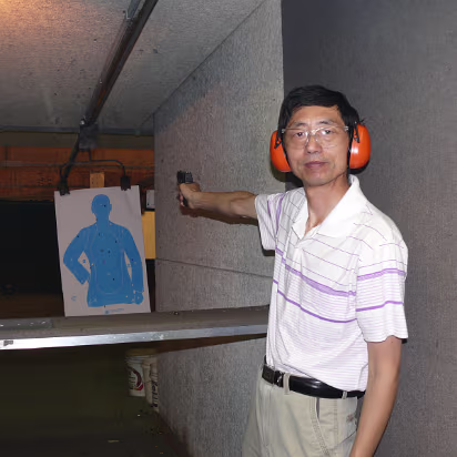 Shooting_Range-017 No, no. Look the other way.