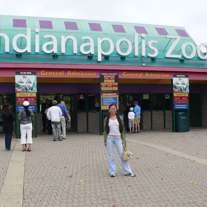 Zoo_Sep_2009-001 Happy to be at the zoo on a beautiful day.
