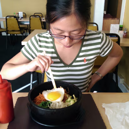 Holyoke_House_Hunt-007