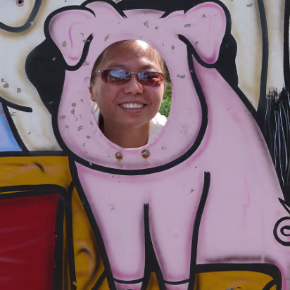 Apple_Orchard_Day-002 Hanhan the piggy girl.