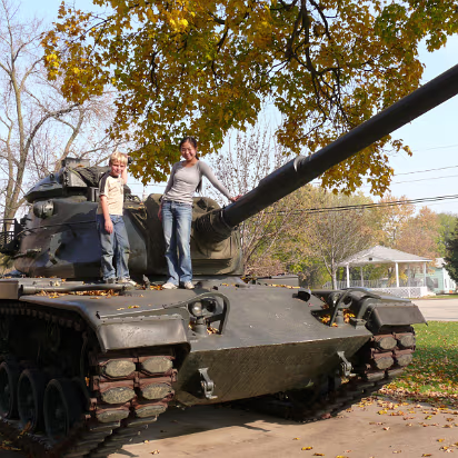 Fall_2008-013 Hanhan and Cole with a Vietnam War tank in Lacon.