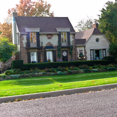 Fall_2008-020 One of the many nice homes that we'd like to have one day.