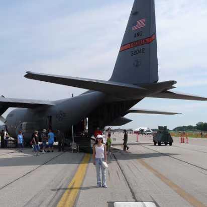 Prairie_Airshow_07-006 At the rear ramp of the C-130