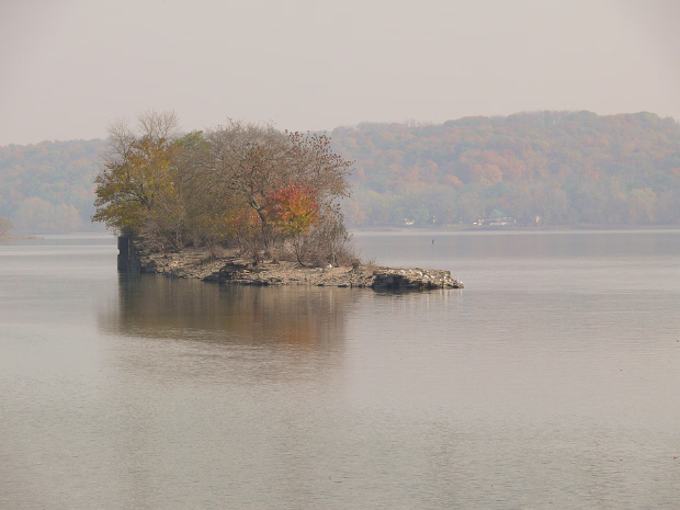 Autumn In Illinois On a nice autumn day, we drove up the Illinois River to enjoy the sights.