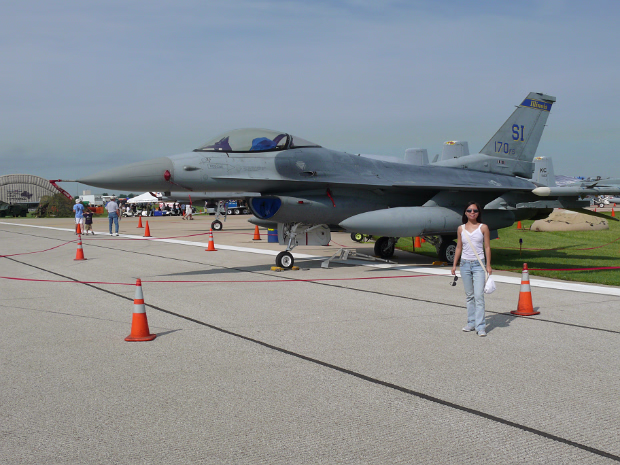 2007 Prairie Air Show We went to the 2007 Prairie Air Show and had an excellent time. Hanhan even flew in a plane!