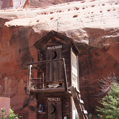 Four_Corners-013 I'd rather be a mine boss I think.