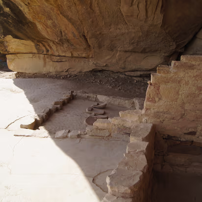 Mesa_Verde_NP-043 Must have been a food prep area. See the three corn grinders in the pit?