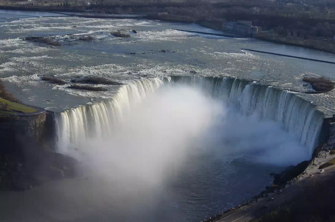 Niagara_Falls_2014-006