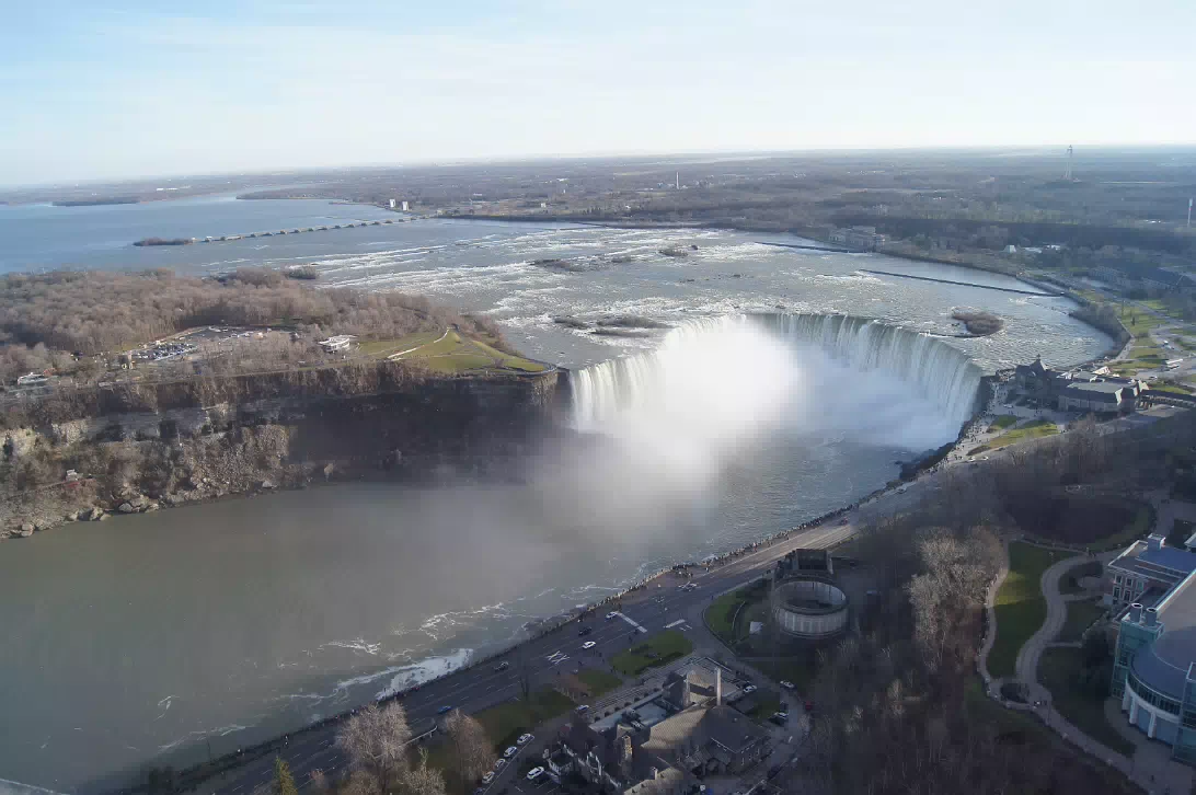 Niagara_Falls_2014-008