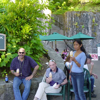 Oregon-021 Angelo, John, and Elena enjoying ice cream on a hot day.