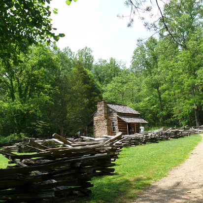 Tennessee-010 A cool fence fronting the oldest house in the park.